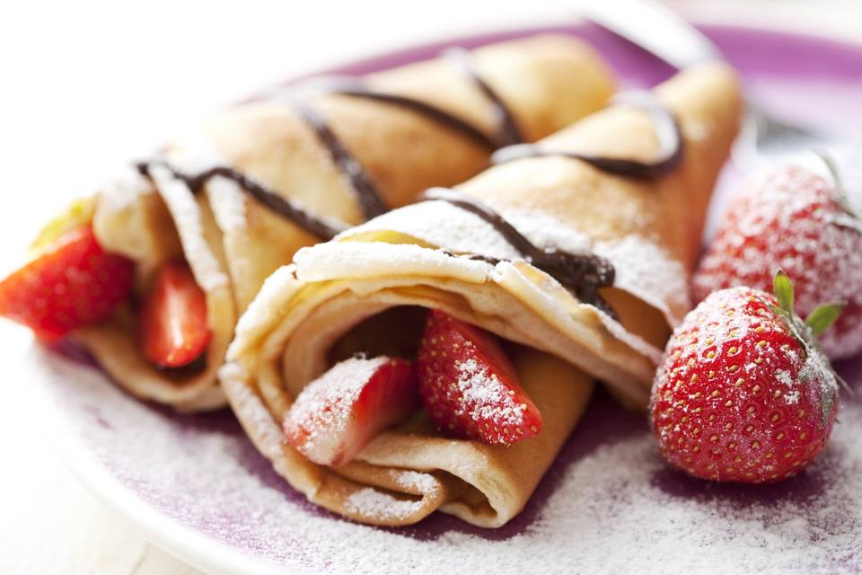Strawberry and nutella crepes