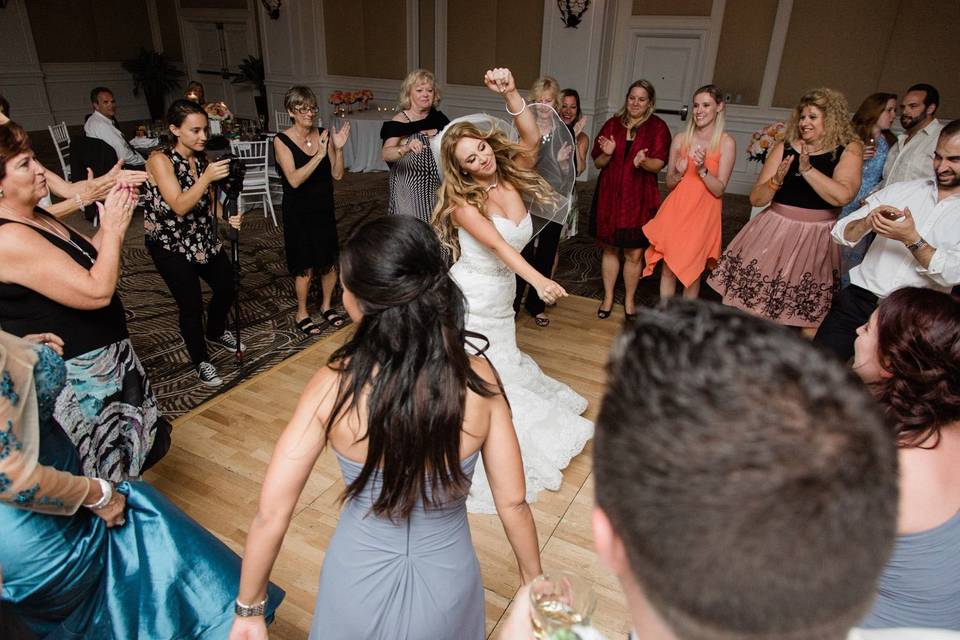 First dance fun - Knoxville Wedding Photography