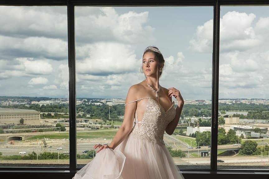 Crystal City Bridal Show Model