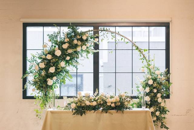 Bert & tot ballroom
