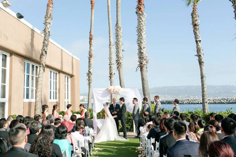 Waterfront wedding in Redondo