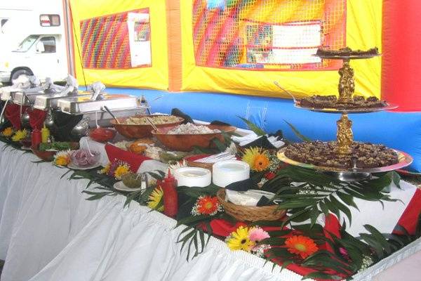 Buffet table setting