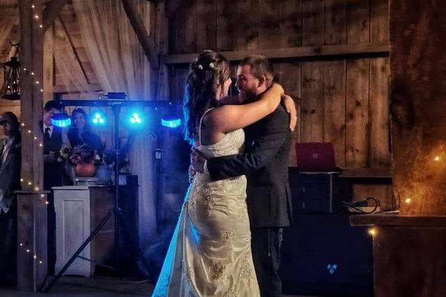 Noel & Cody First Dance