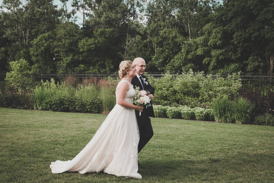 Father daughter ceremony walk