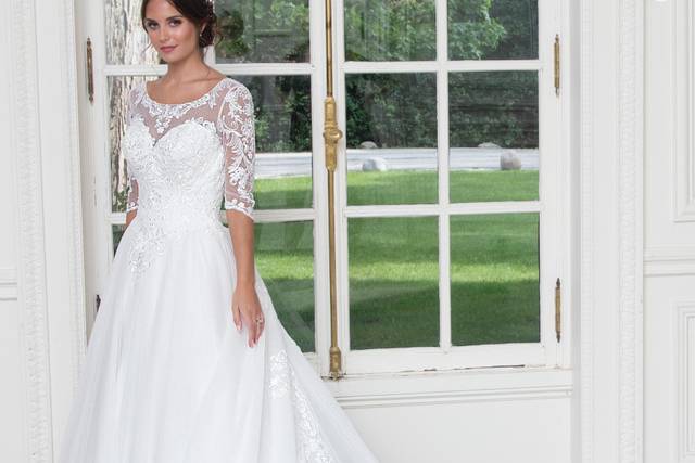 Benicia Short Sleeve Floral Wedding Gown
