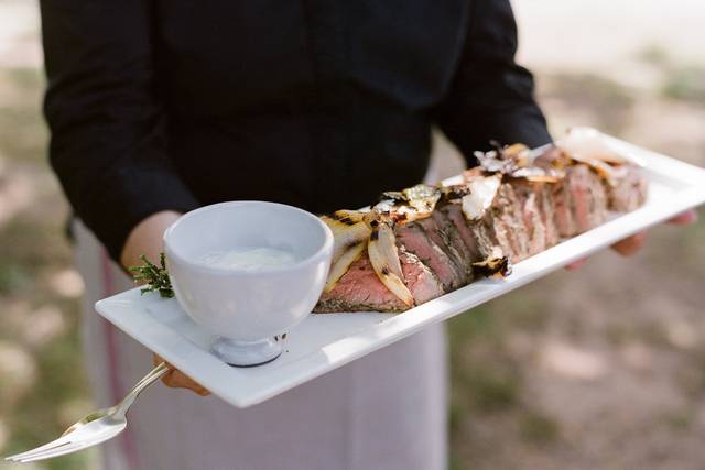 APimento - Outdoor luncheon
