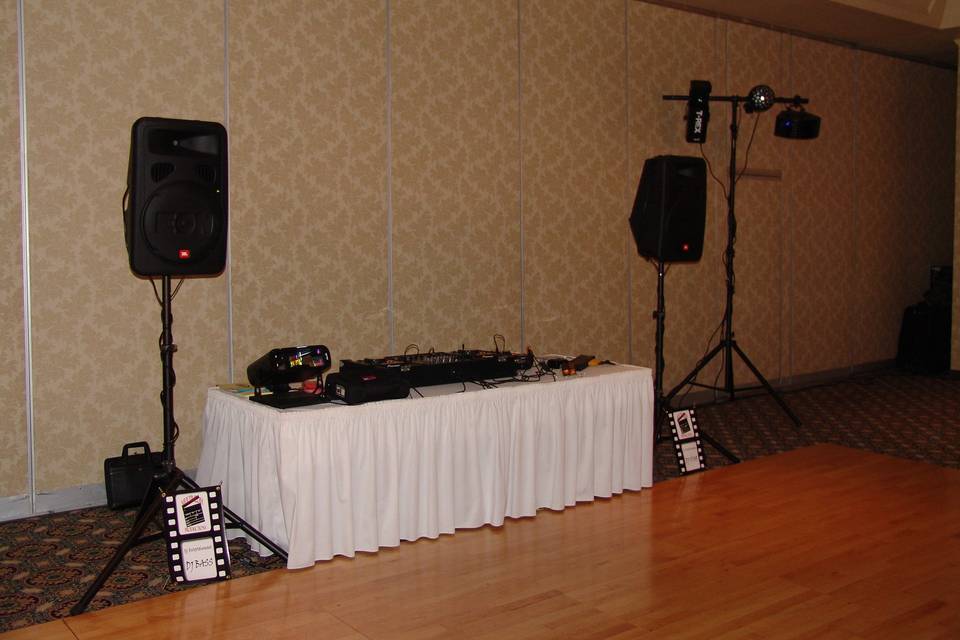 DJ station