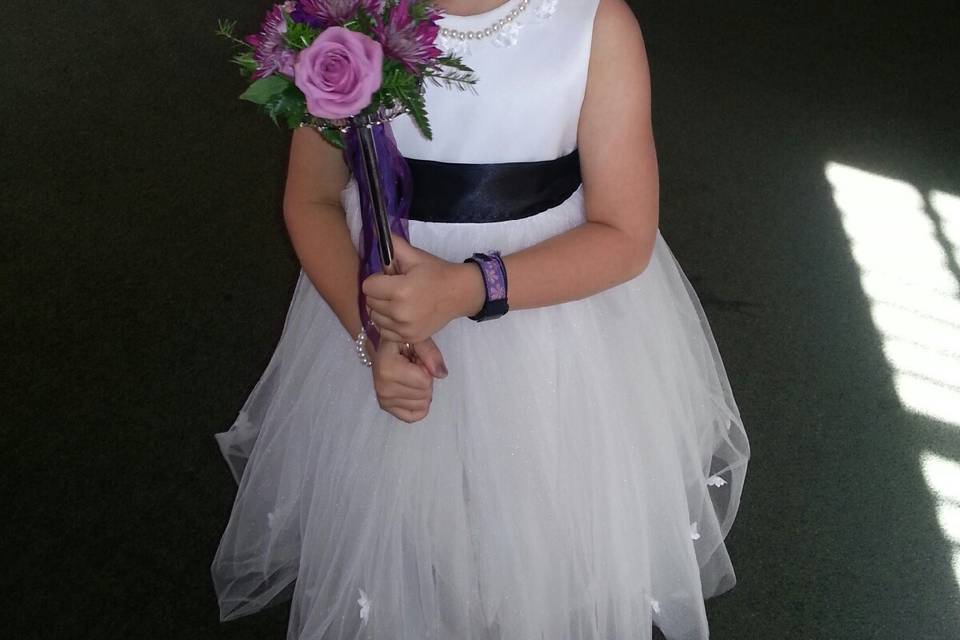 Adorable flower girl wand