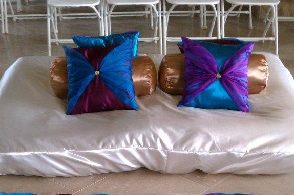 Wedding pillow