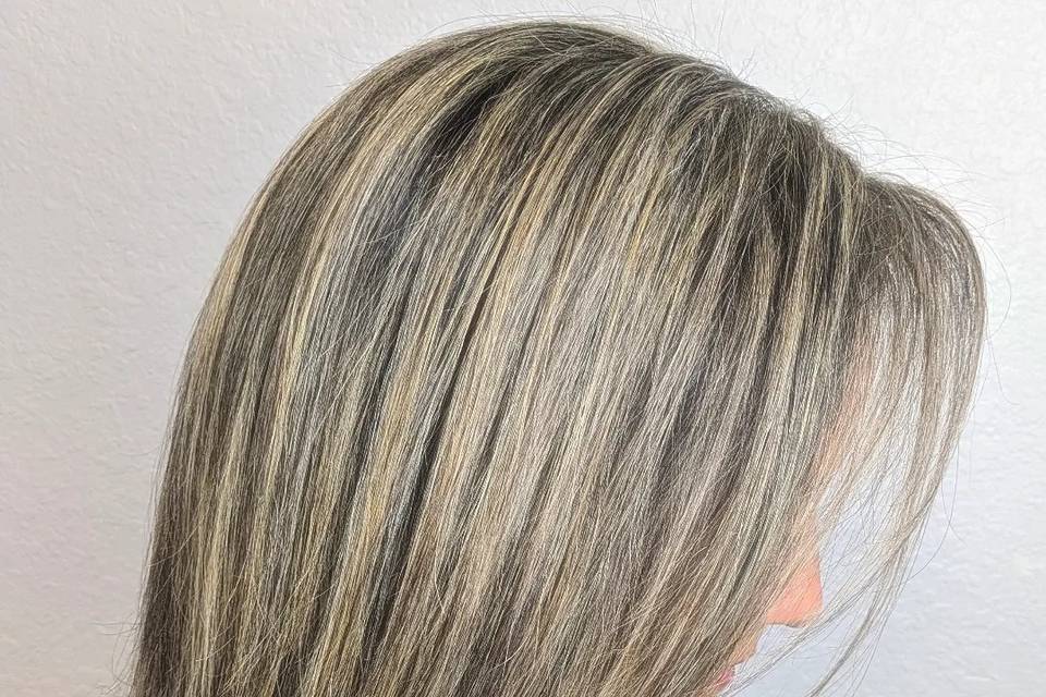 Ooh la la Salon and Wellness