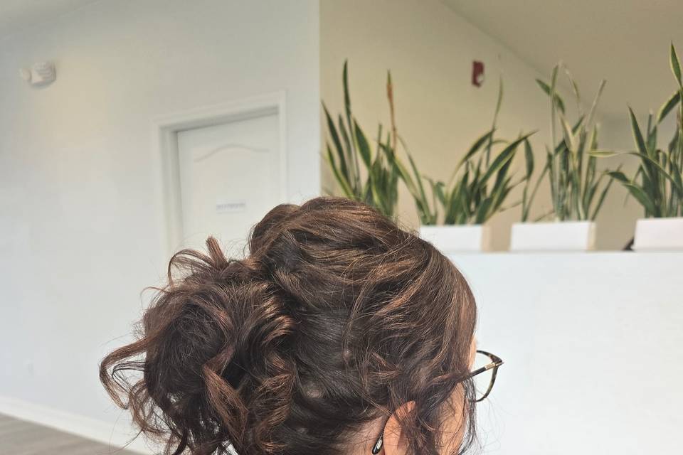 Ooh la la Salon and Wellness
