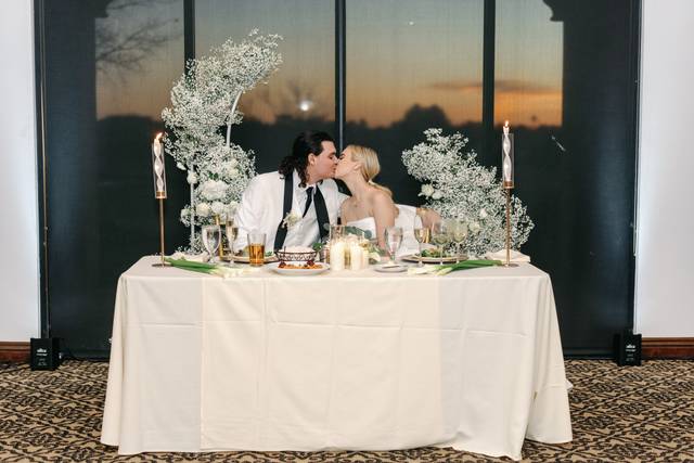 Sweet heart table