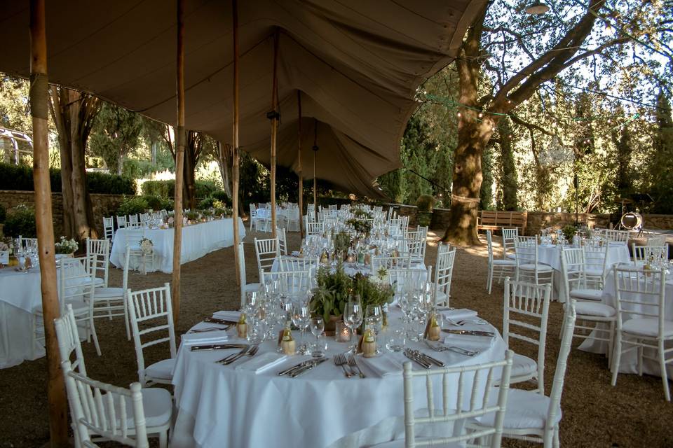 Table arrangement