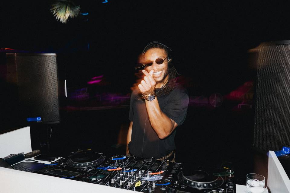 DJ Live
