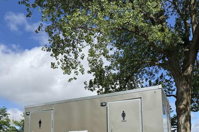 4 Station Luxury Trailer