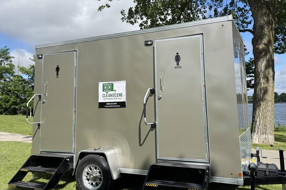4 Station Luxury Trailer