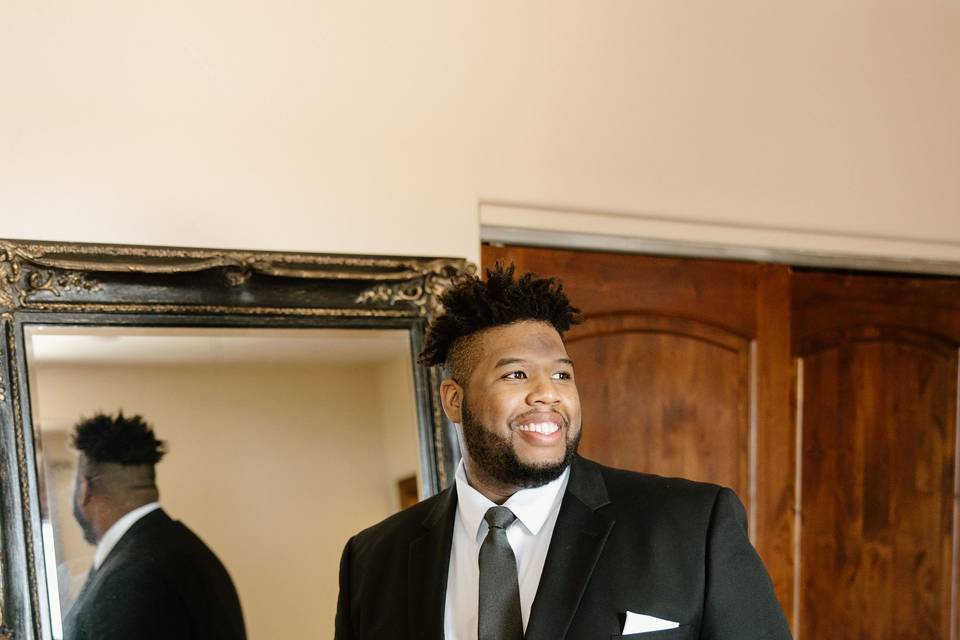 Officiant- Reggie