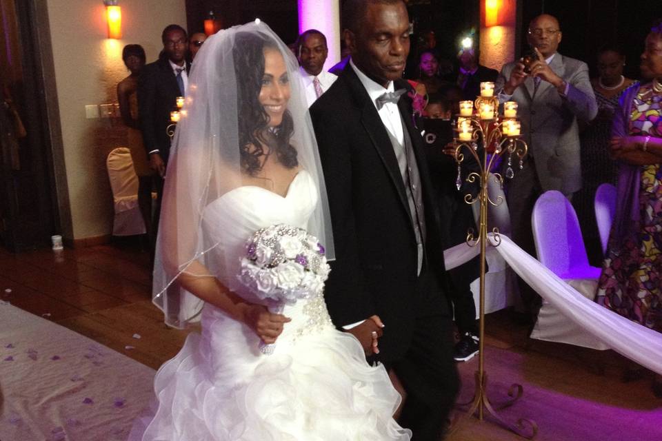 Beautiful Bride with her father coming down the aisle.