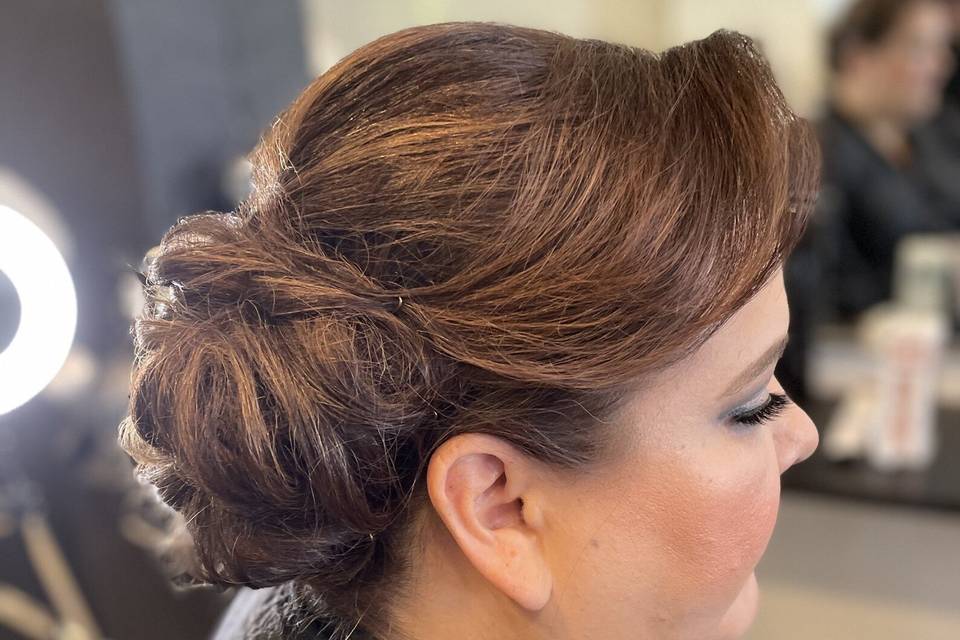 Glam and glow hair and makeup