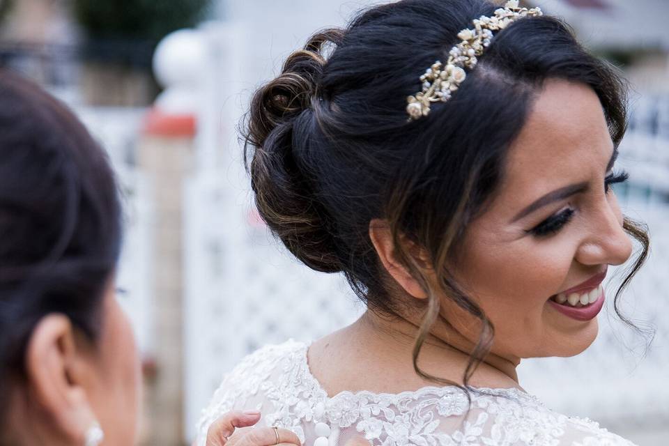 Glam and glow hair and makeup