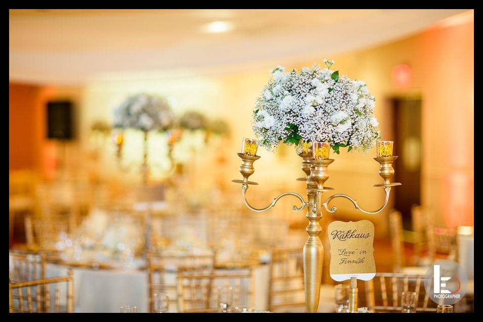 Golden Centerpieces