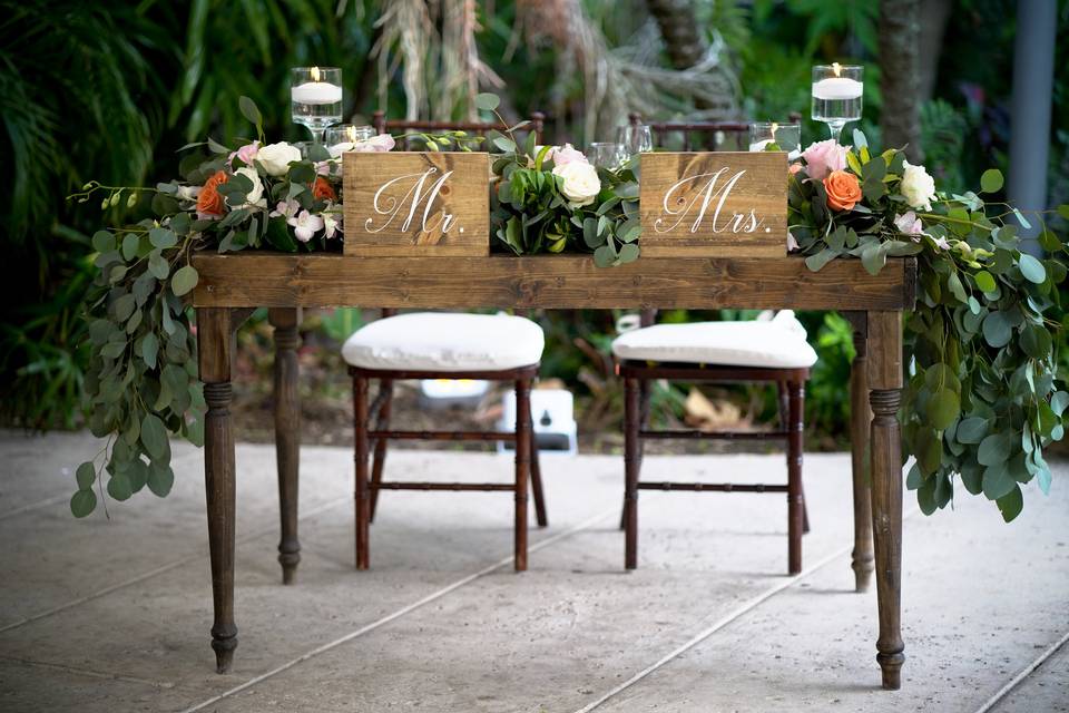 Sweetheart Table