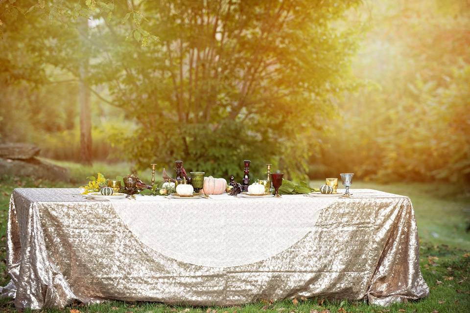 Newlyweds reception table