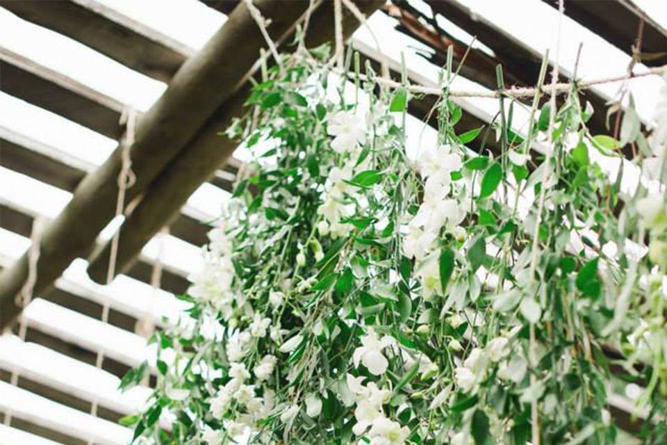 Hanging lantern