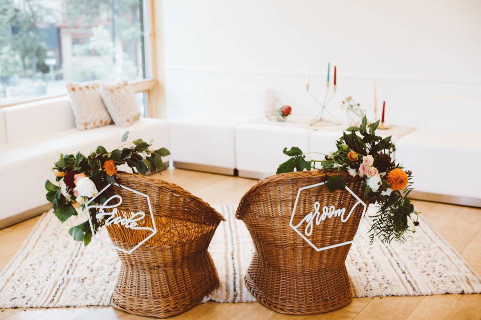 Couple's chair