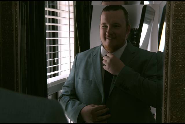 Fixing the tie