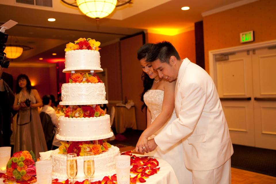 Cake cutting