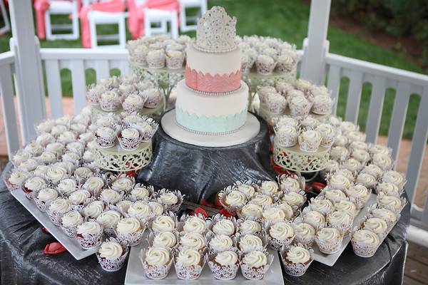 Wedding cake and cup cakes