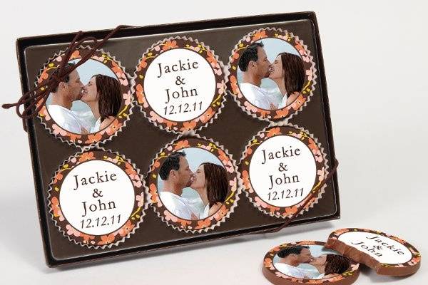 This custom-designed set of 6 chocolate disks makes a great welcome gift for out-of-town guests.  Can be done in milk, dark, or white chocolate, or a trio of 2 each.