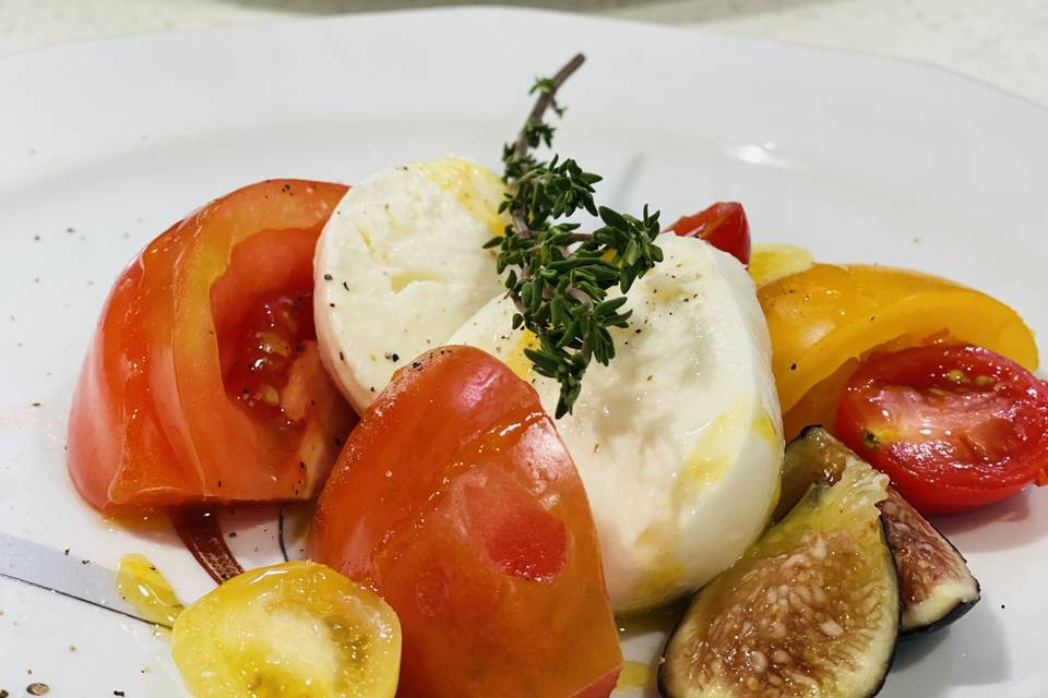 Heirloom tomatoes with Burrata