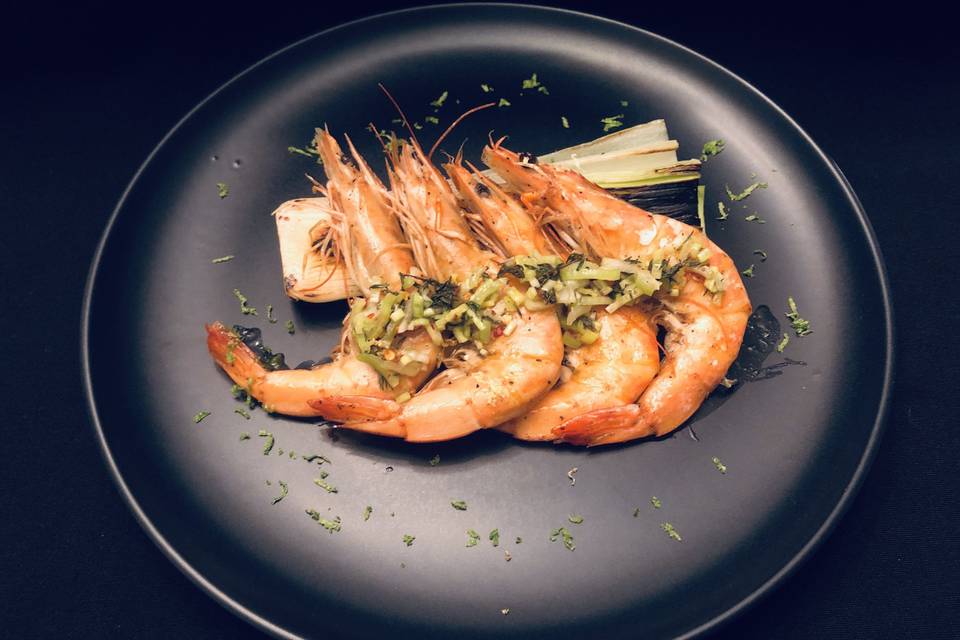 Grilled Prawn and herb Vin.