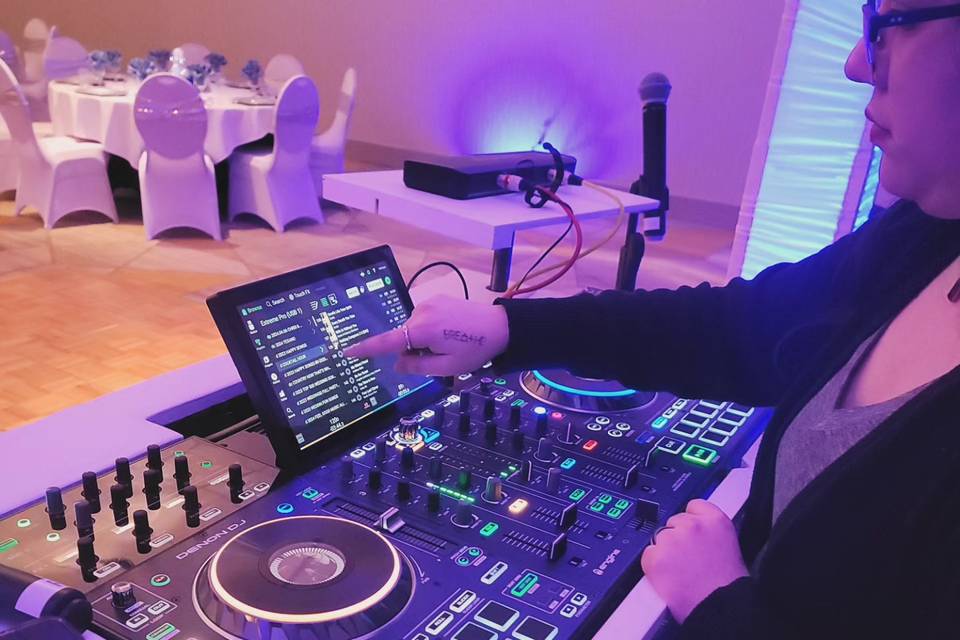 EMI LIGHTS AND SOUND
