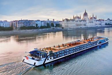 Via Mondo River Cruise