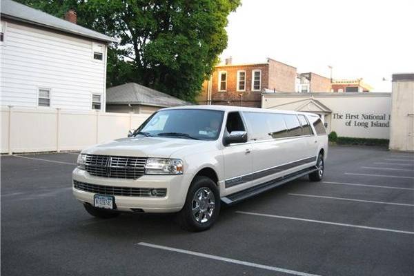 K and G Limousine Services Inc