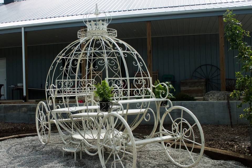 Stationery wedding carriage for photo ops