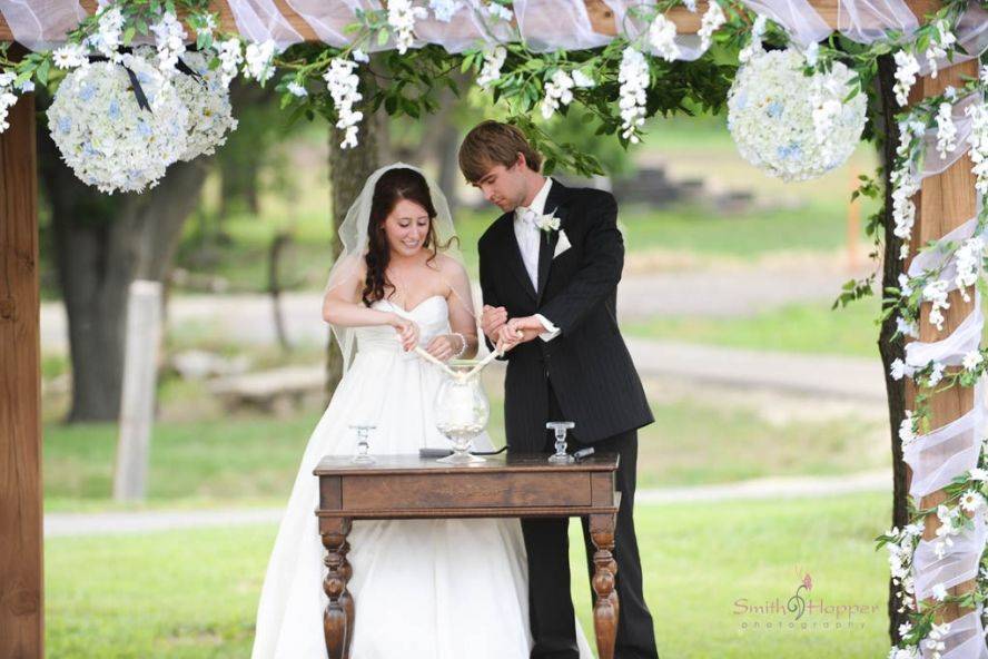 A special moment at the alter