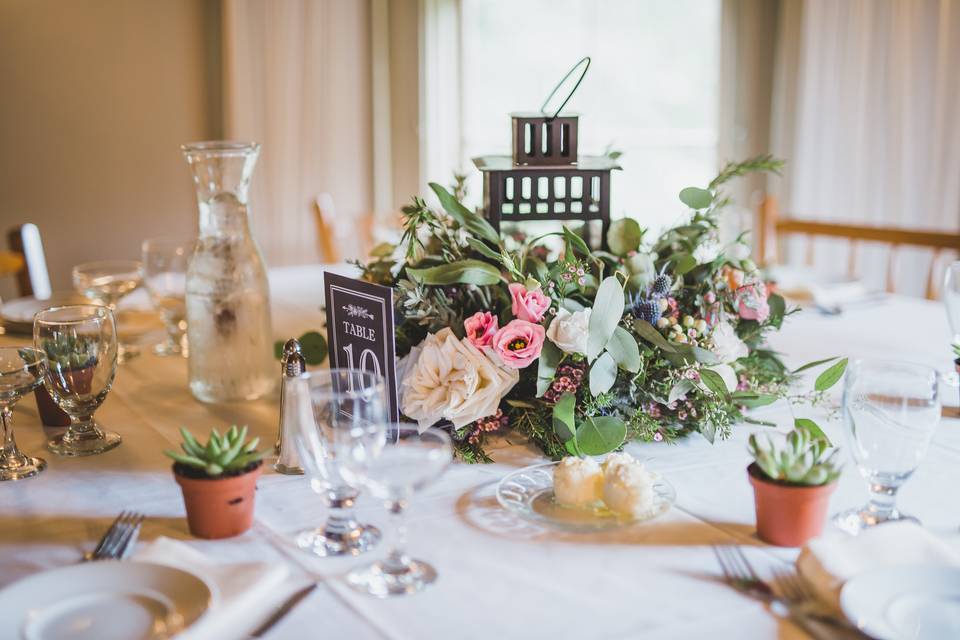 Table design - Plugovoy Photography