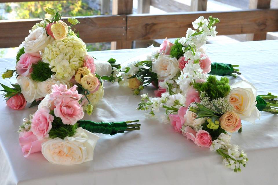 Bridal Party Flowers with Sham
