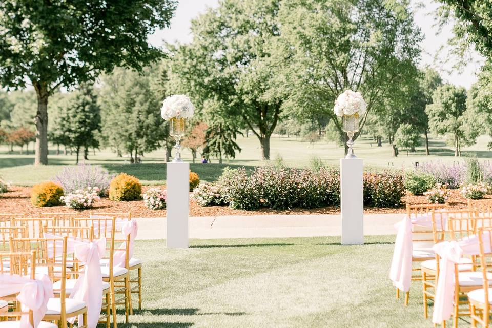 Outdoor ceremony