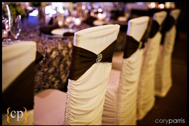 Black and white chair cover