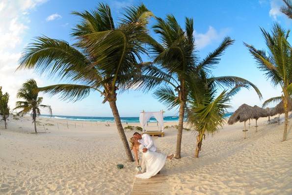 Kissing on the beach in Dominican Republic