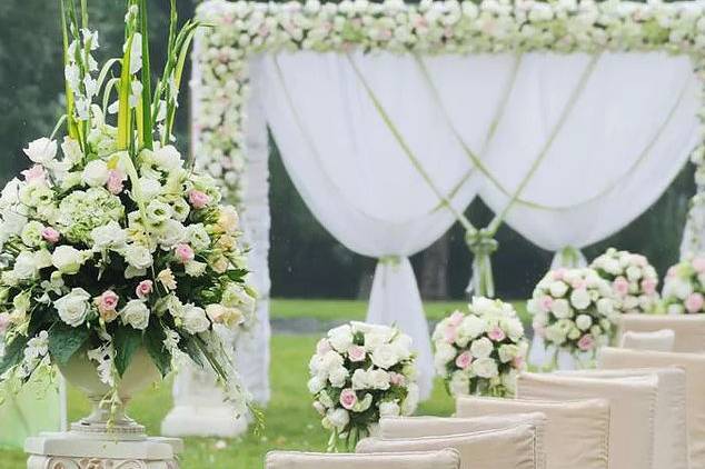 Flower arrangement