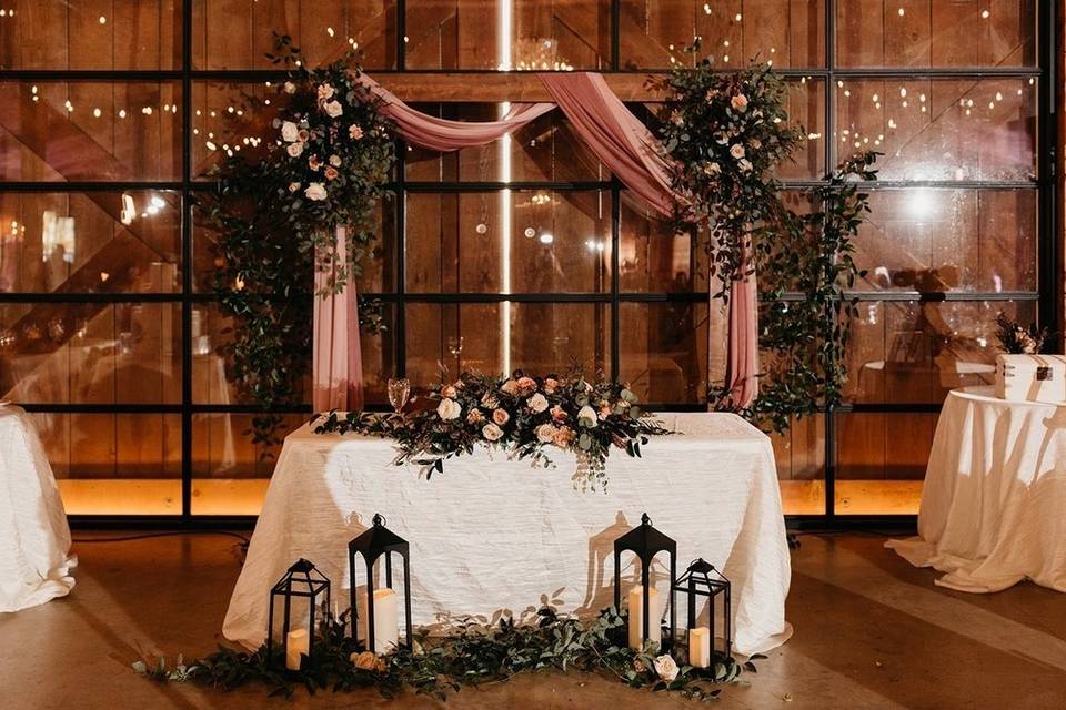 Sweetheart Table