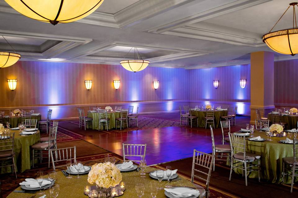 Ballroom setup & lighting