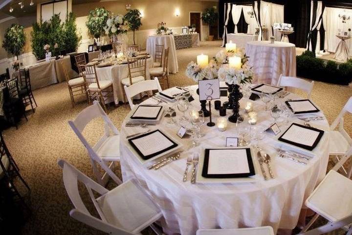 Chic reception tables