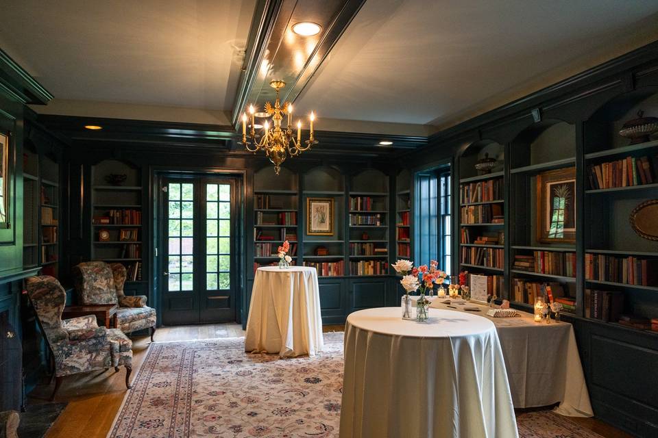 Library Cocktail Hr